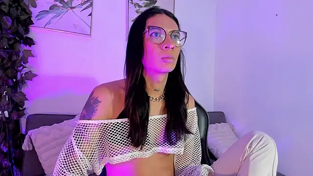 Maddie Ray online show from 9, 6, 2026