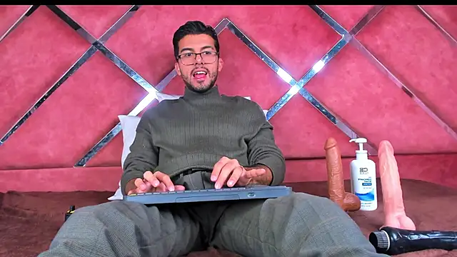 RodrigoColby2 online show from 27, 6, 2026