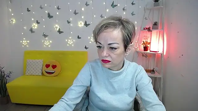 NikaMayu online show from 5, 5, 2026