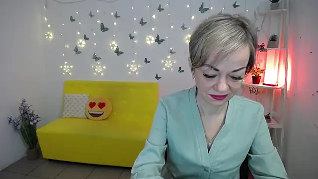 NikaMayu online show from 9, 5, 2026