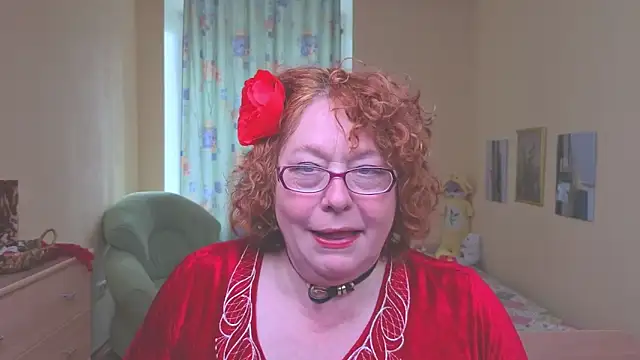 Snapshot of Fara_Flutte chatting on 11, 5, 2026 Fara Flutte online show from 11, 5, 2026