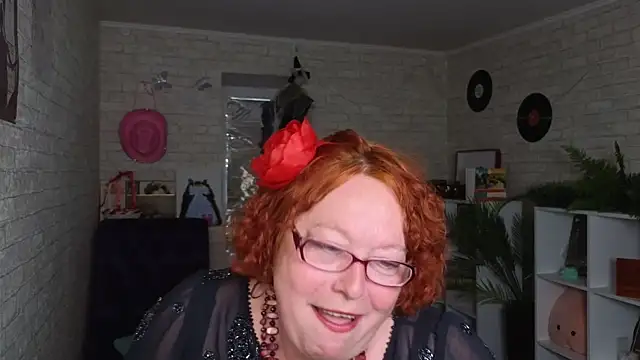 Snapshot of Fara_Flutte chatting on 28, 5, 2026 Fara Flutte online show from 28, 5, 2026
