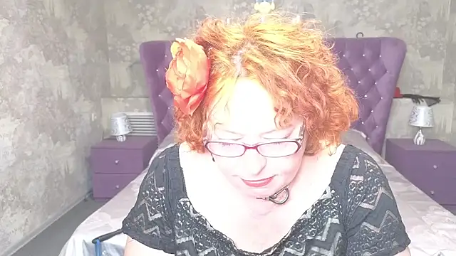Snapshot of Fara_Flutte chatting on 5, 6, 2026 Fara Flutte online show from 5, 6, 2026