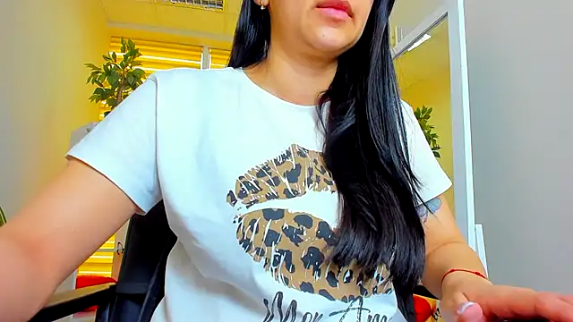 Snapshot of Tianniaa chatting on 25, 4, 2026 Tianniaa online show from 25, 4, 2026