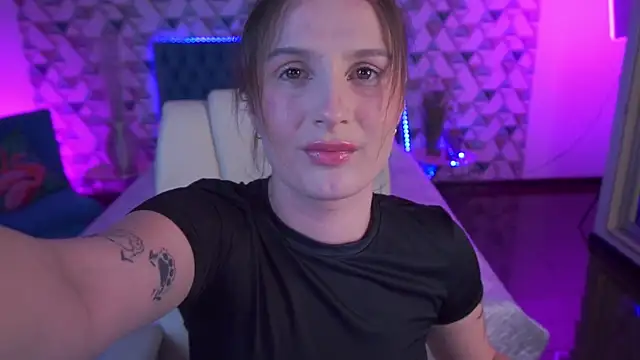 VikVikLove online show from 28, 5, 2026