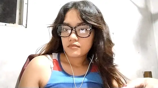 Snapshot of OliviaCarchi chatting on 15, 5, 2026 OliviaCarchi online show from 15, 5, 2026