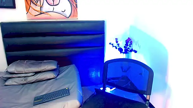 Mia dasilva  online show from 22, 6, 2026