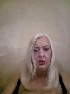 Julia20X online show from 7, 6, 2026