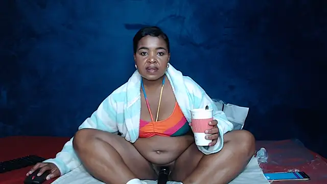 CaramelBaddie16 online show from 5, 6, 2026