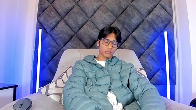 LiamKron online show from 4, 6, 2026