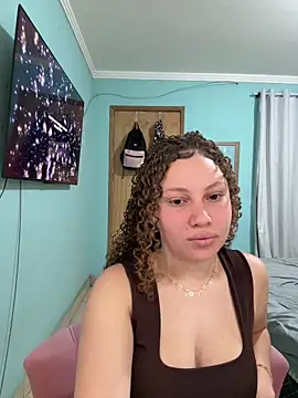 sophiiahot online show from 16, 6, 2026