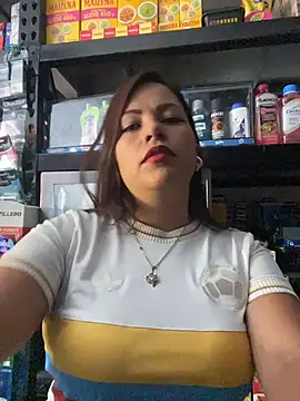 MIA ROSSEEE online show from 11, 6, 2026