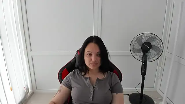 Caroline cutte online show from 14, 6, 2026