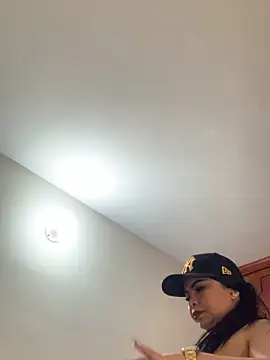 Snapshot of megan_purpura chatting on 5, 6, 2026 megan purpura online show from 5, 6, 2026