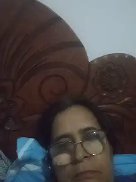 Snapshot of PienCanela chatting on 5, 6, 2026 PienCanela online show from 5, 6, 2026