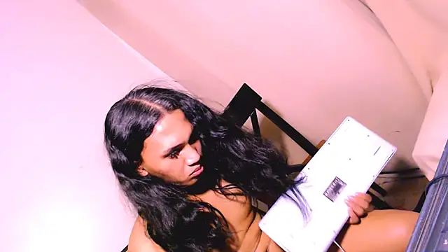 Snapshot of slutty_aki chatting on 16, 5, 2026 slutty aki online show from 16, 5, 2026