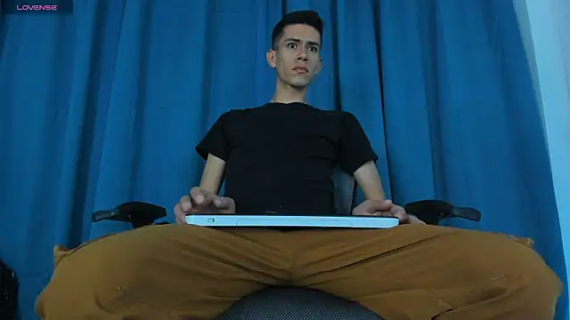 nezonx online show from 13, 5, 2026