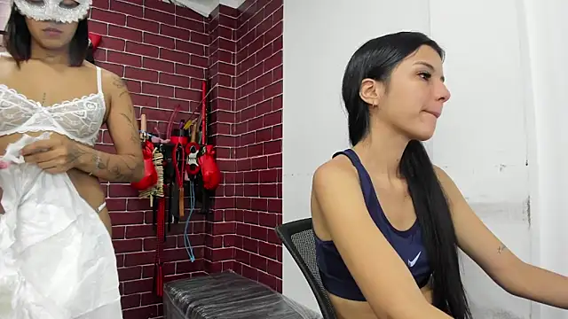 Snapshot of BDSM_FETISHESS chatting on 5, 5, 2026 BDSM FETISHESS online show from 5, 5, 2026
