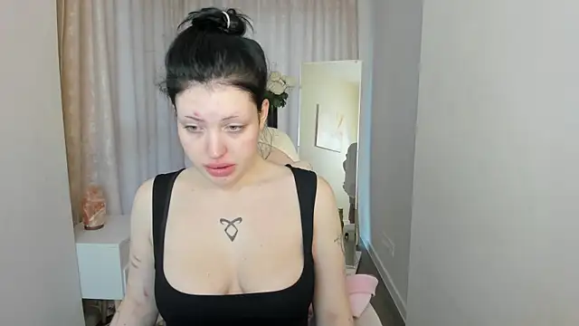 Snapshot of Jena_Mi1ler chatting on 11, 5, 2026 Jena Mi1ler online show from 11, 5, 2026