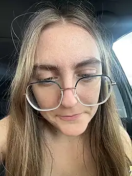 prettykitttty online show from 5, 6, 2026
