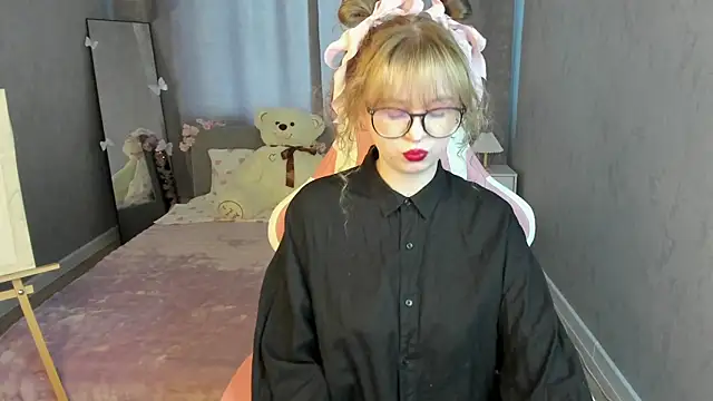 Helen Carson online show from 21, 4, 2026