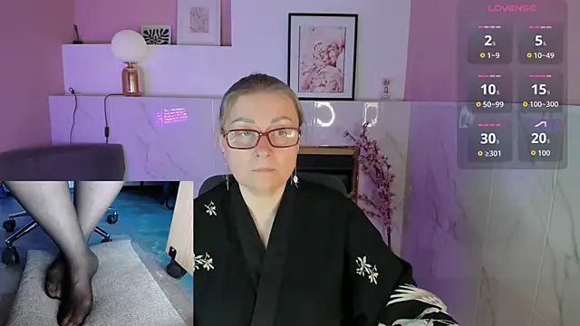Alexandra Kind online show from 8, 5, 2026