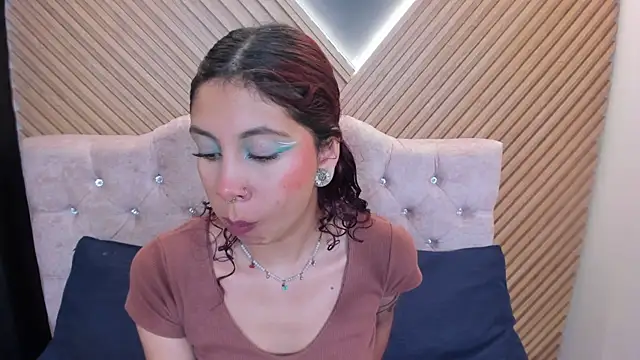 Snapshot of alejita_machado chatting on 20, 5, 2026 alejita machado online show from 20, 5, 2026