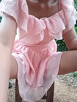 Snapshot of Elena_Mia chatting on 6, 6, 2026 Elena Mia online show from 6, 6, 2026