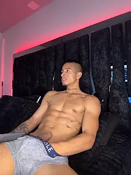 Snapshot of willclayy chatting on 17, 6, 2026 willclayy online show from 17, 6, 2026