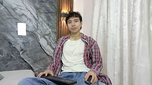 NoahWalker   online show from 21, 7, 2026