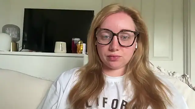 arielsweetieee online show from 6, 6, 2026
