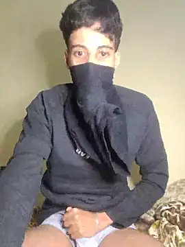 arabic boy hot online show from 18, 4, 2026