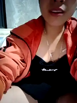 Zara-Lina online show from 4, 5, 2026