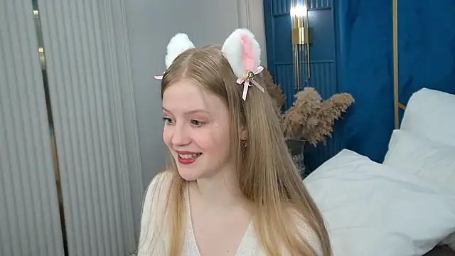 LilianHowards online show from 9, 5, 2026