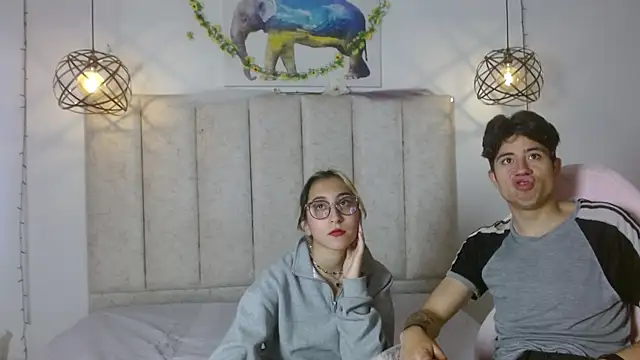 mrandmrsvixencs online show from 11, 5, 2026