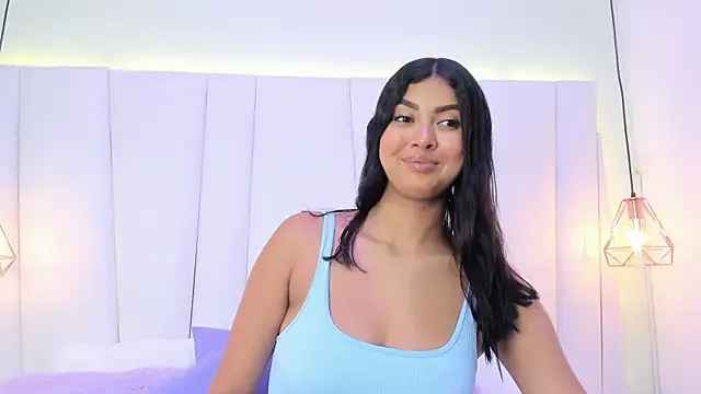 TaniaSevillano online show from 5, 5, 2026