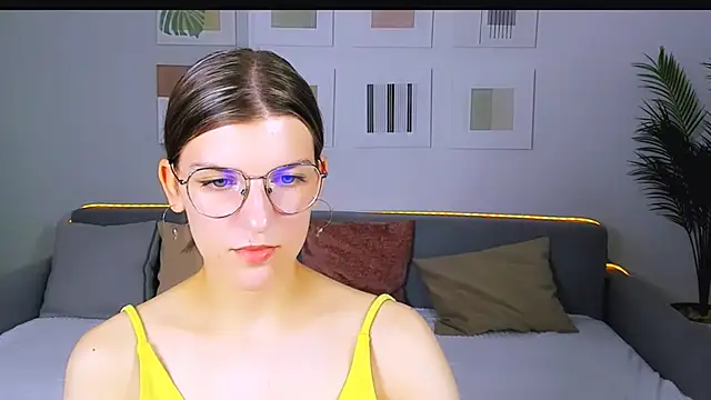 AnnaThorne online show from 1, 6, 2026