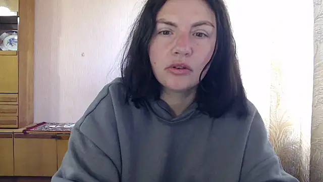 Snapshot of AlinaxJames chatting on 27, 4, 2026 AlinaxJames online show from 27, 4, 2026