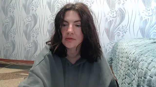 Snapshot of AlinaxJames chatting on 2, 6, 2026 AlinaxJames online show from 2, 6, 2026
