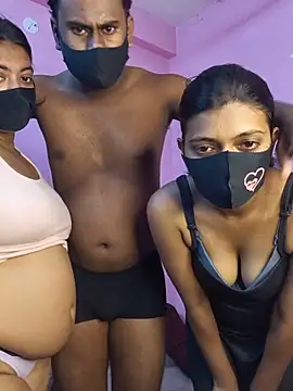 Loving Naughtycouple online show from 13, 6, 2026