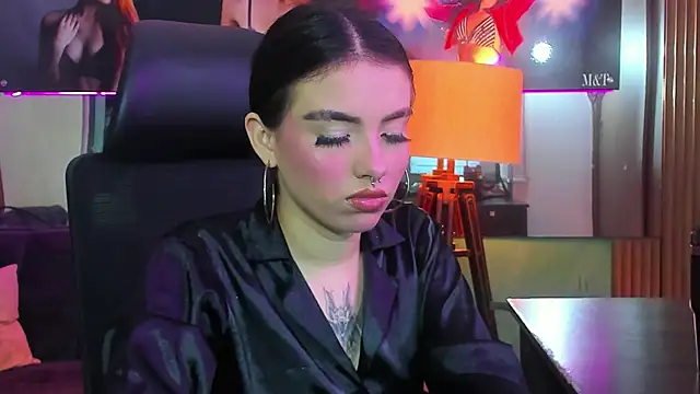 isabella hv online show from 4, 6, 2026