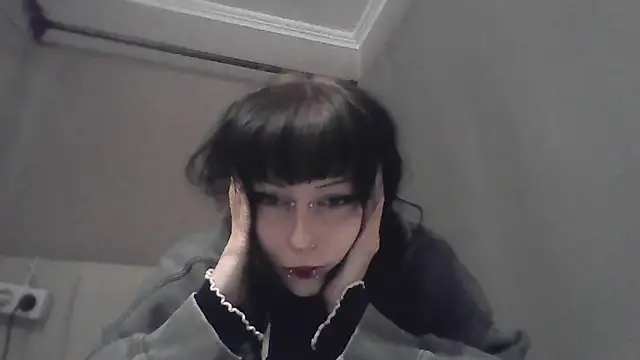 Snapshot of ChargedReign chatting on 25, 4, 2026 ChargedReign online show from 25, 4, 2026