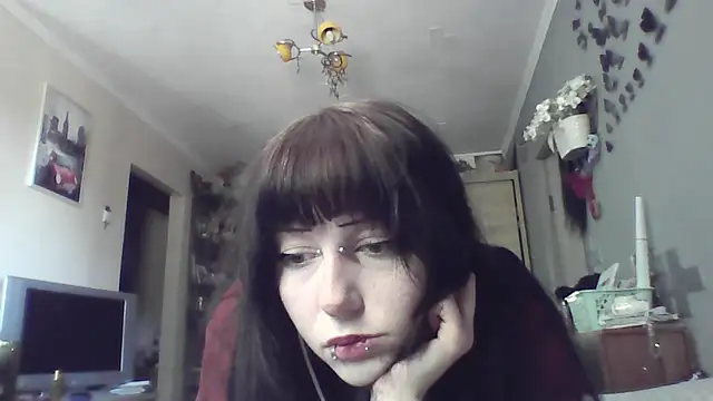 Snapshot of ChargedReign chatting on 16, 5, 2026 ChargedReign online show from 16, 5, 2026