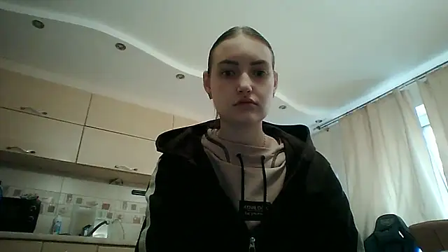 Lisanta online show from 8, 5, 2026