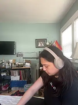 athanathelesbian online show from 22, 4, 2026