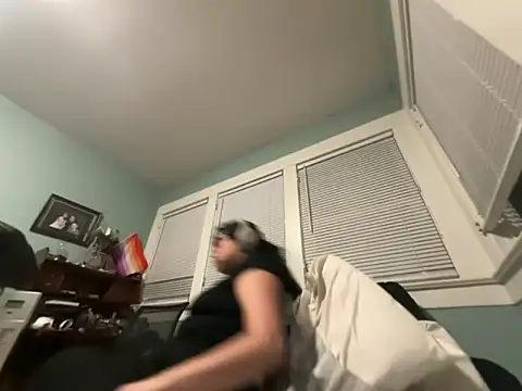 athanathelesbian online show from 23, 4, 2026