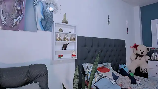 Temis Selene online show from 19, 5, 2026