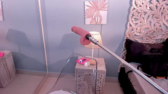 Snapshot of Sabrinna_fox chatting on 29, 5, 2026 Sabrinna fox online show from 29, 5, 2026
