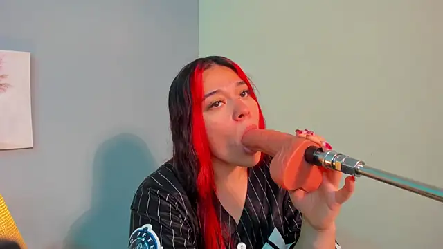Snapshot of Sabrinna_fox chatting on 13, 6, 2026 Sabrinna fox online show from 13, 6, 2026