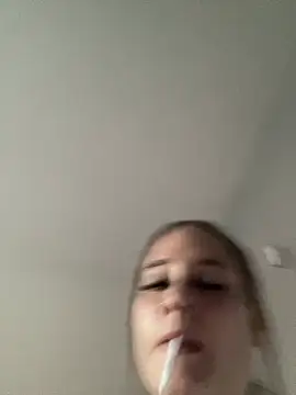 Poppylooloo online show from 8, 6, 2026